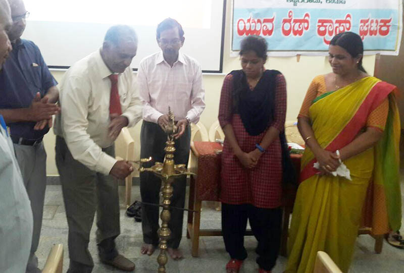 ಯುವ ರೆಡ್ ಕ್ರಾಸ್ ಘಟಕದ ಉದ್ಘಾಟನೆ